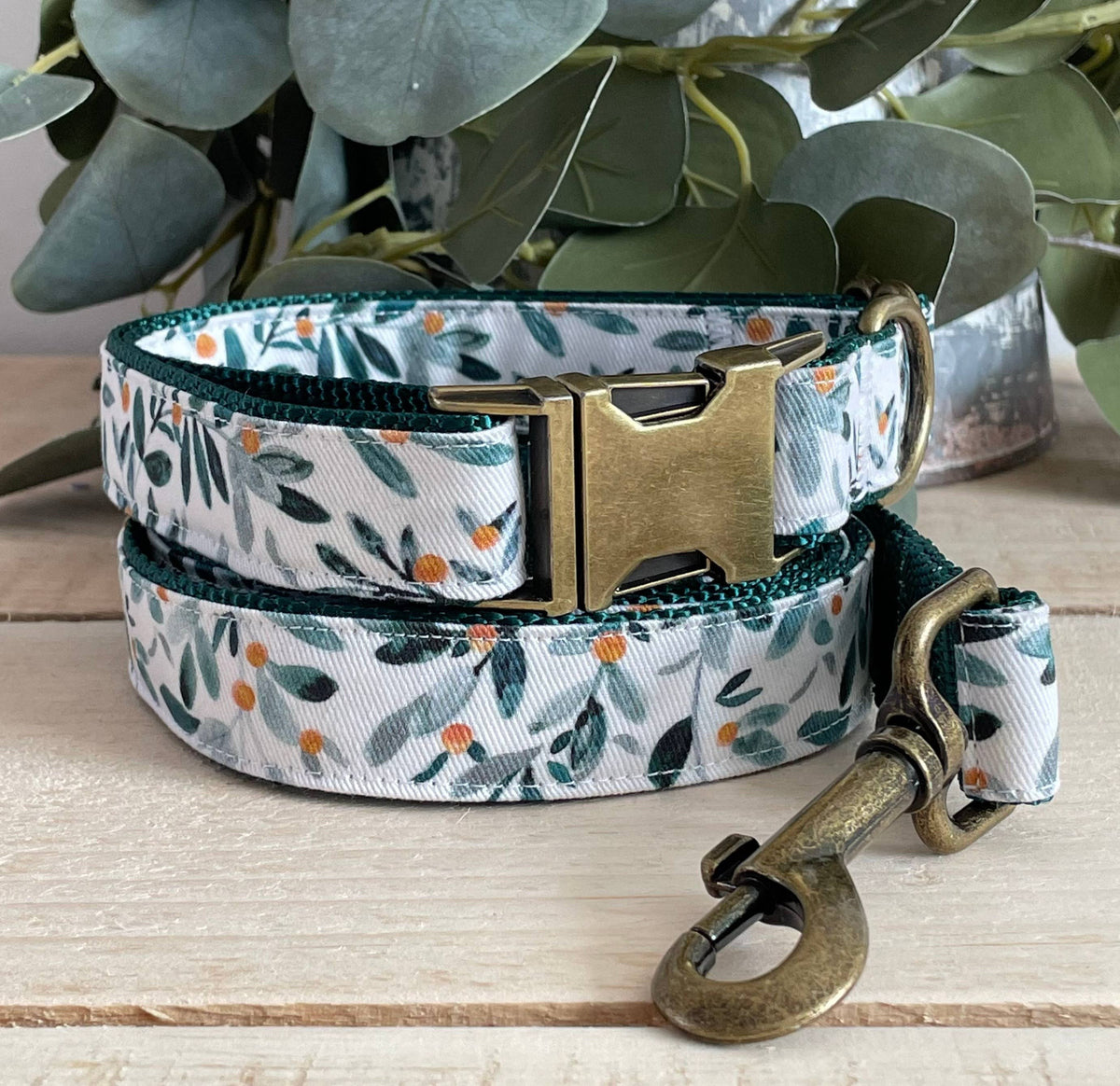 White Floral with Antique Brass Hardware- Dog Leash 52"